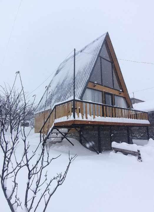 Ferienwohnung Emotion Kazbegi Exterior foto