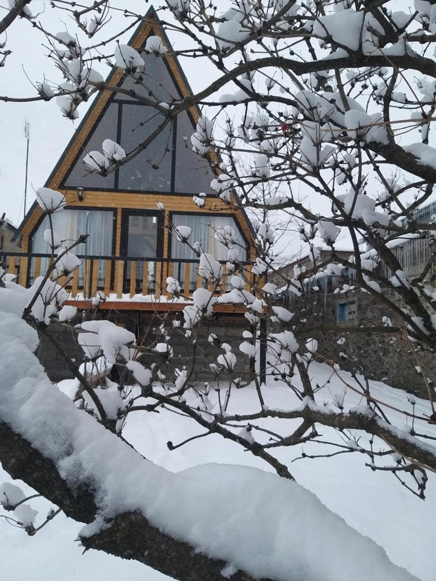 Ferienwohnung Emotion Kazbegi Zimmer foto