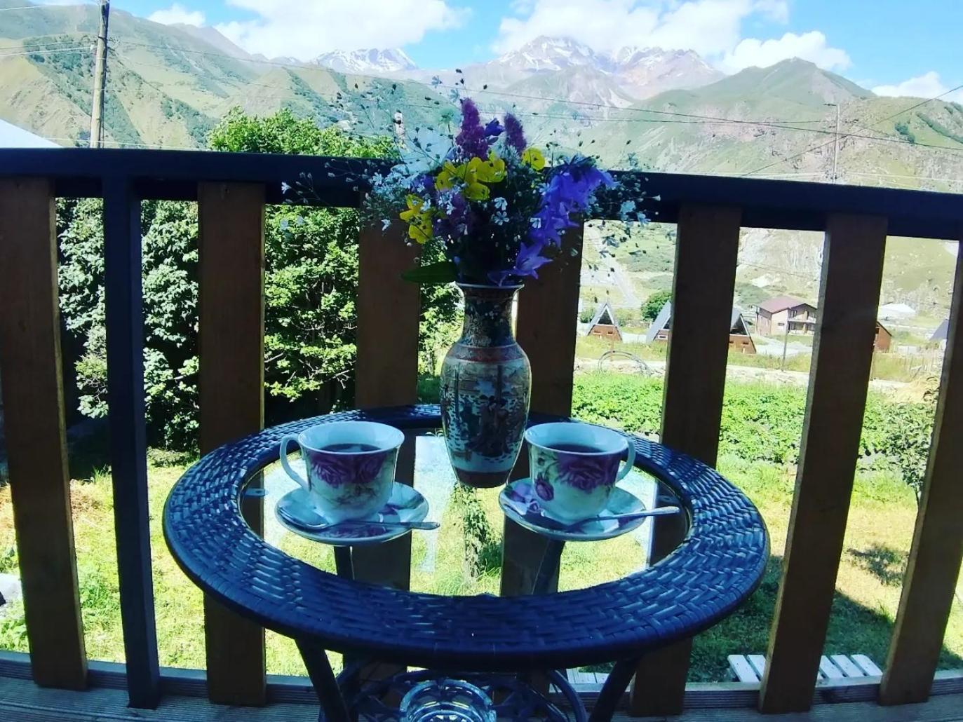 Ferienwohnung Emotion Kazbegi Zimmer foto